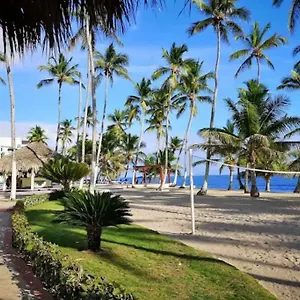 https://studio-with-pool-and-view-ocean.comcaribbean.com