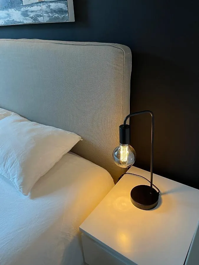 3 Room Luxury Design Apartment With Airconditioning, Close To Gent St-Pieters Station